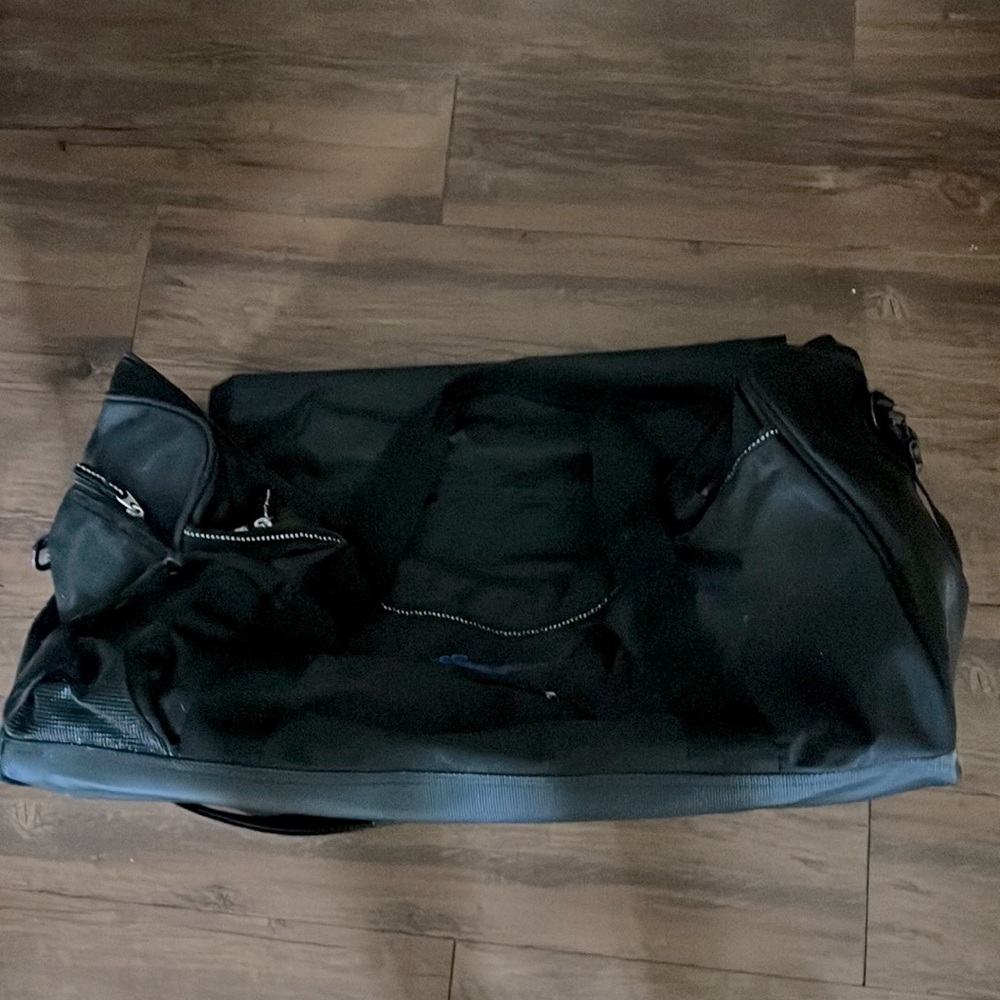 Eddie Bauer duffel